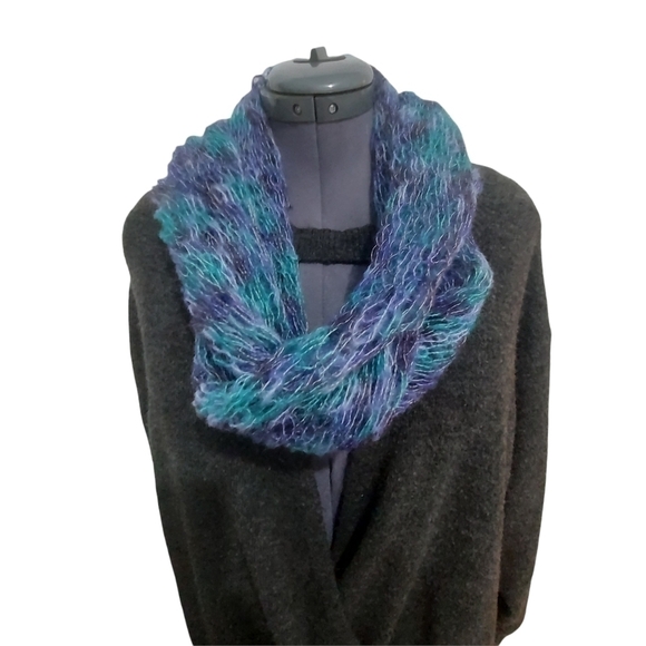 Handmade Extra Long Scarf in Blue & Purple - Picture 3 of 4